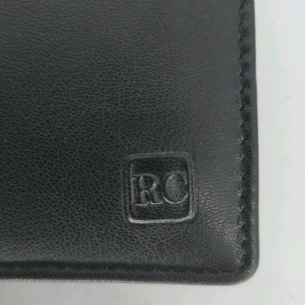 Royal Class Men's Black Genuine Leather Trifold Wallet 8 Card Slots Boxed 4.5 In